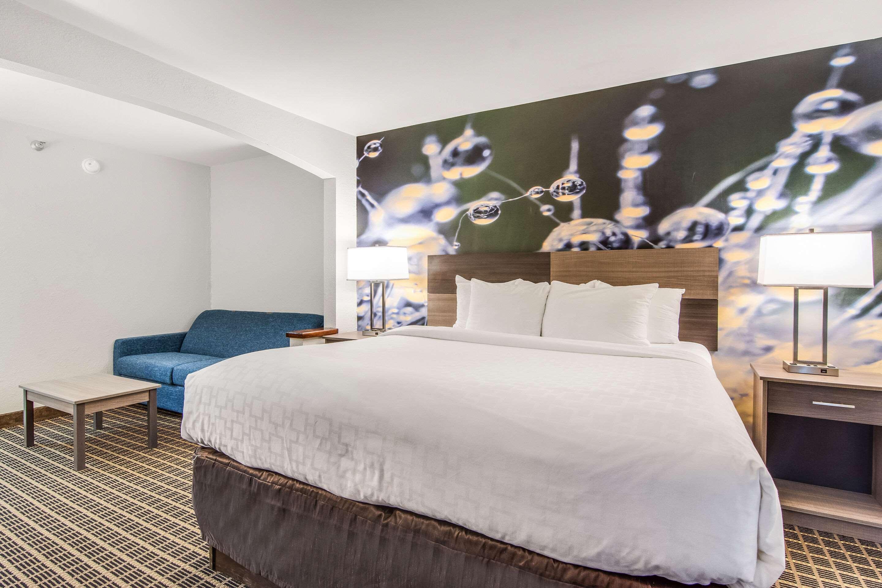 Clarion Pointe South Boston - Danville East Ngoại thất bức ảnh