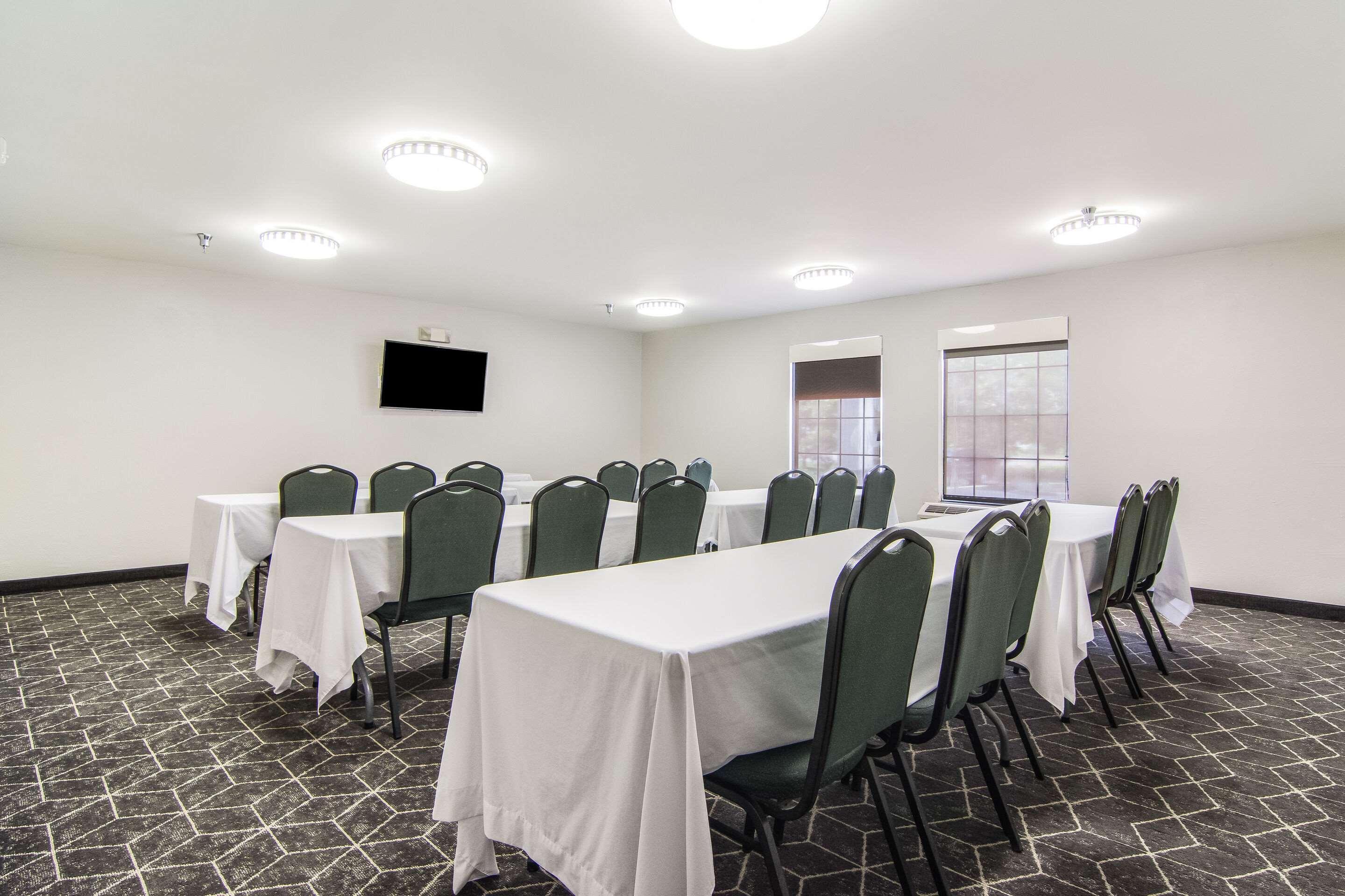 Clarion Pointe South Boston - Danville East Ngoại thất bức ảnh