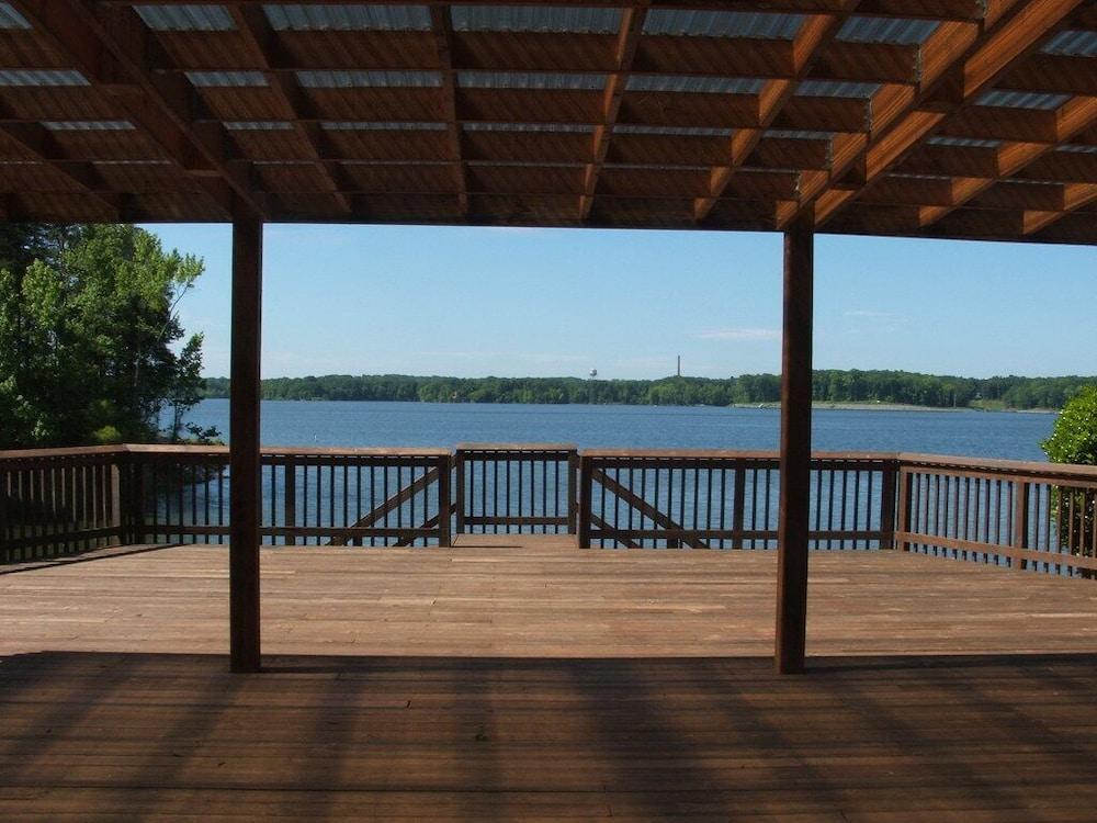 Clarion Pointe South Boston - Danville East Ngoại thất bức ảnh